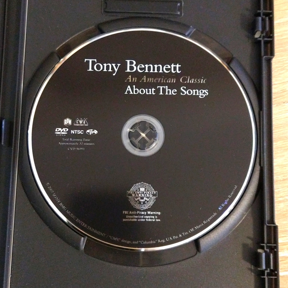 Tony Bennett DVD - Picture 3 of 4